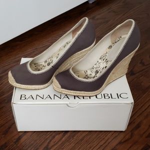 Banana Republic Wedges